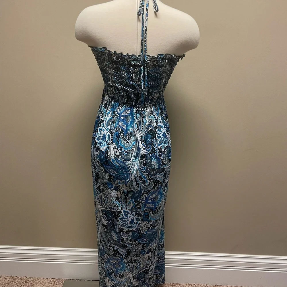 Blue Paisley Halter Maxi Dress - Picture 2 of 7
